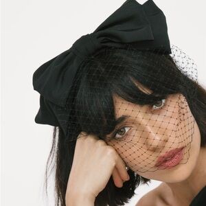 Elegant designer Karen Millen Black Bow Headband with Veil